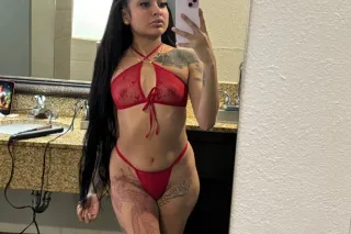 ✨Estreya✨ Lets fufill your wildest fantasy and Classy w/ a tight kitty - Image 3