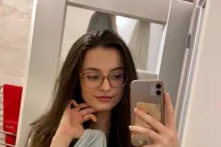 🍒Wet 💦 and Tight Pussy Waiting for Your Big🍌 - Image 1